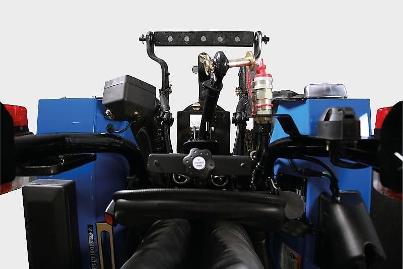 Solis 20 Frontlader / Ackerstollenbereifung / STVO / Allrad