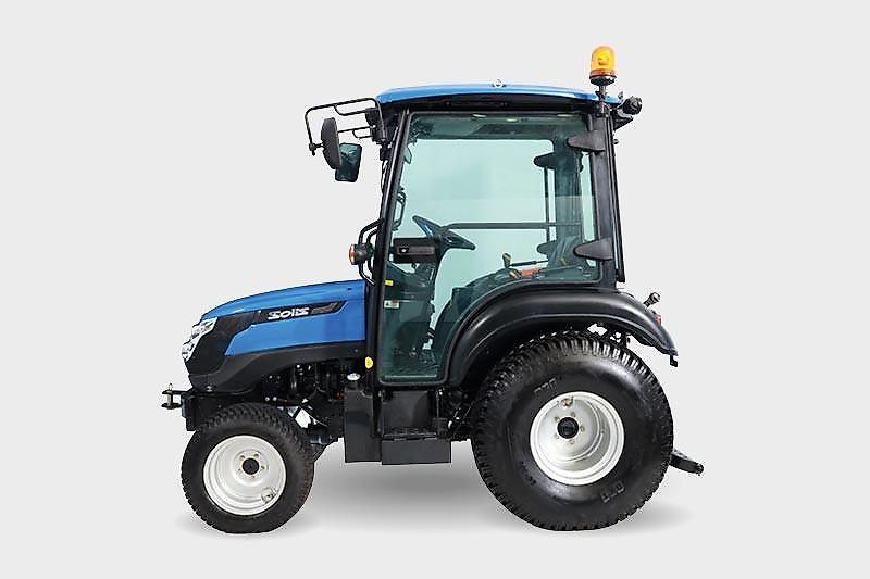 Solis 26 HST Kabine Kleintraktor / Ackerstollenbereifung 4x4