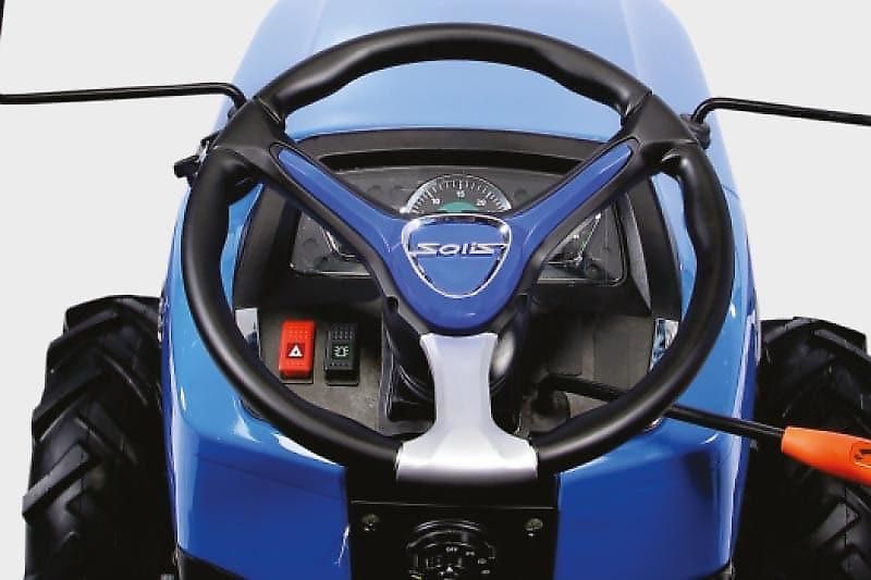 Solis 26 9+9 Frontlader Kleintraktor / Industriebereifung 4x4