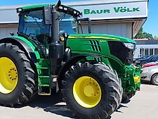 John Deere 6215R