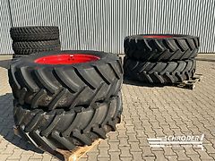 Fendt CEAT PFLEGERÄDER 480/70R34 | 520/85 R46