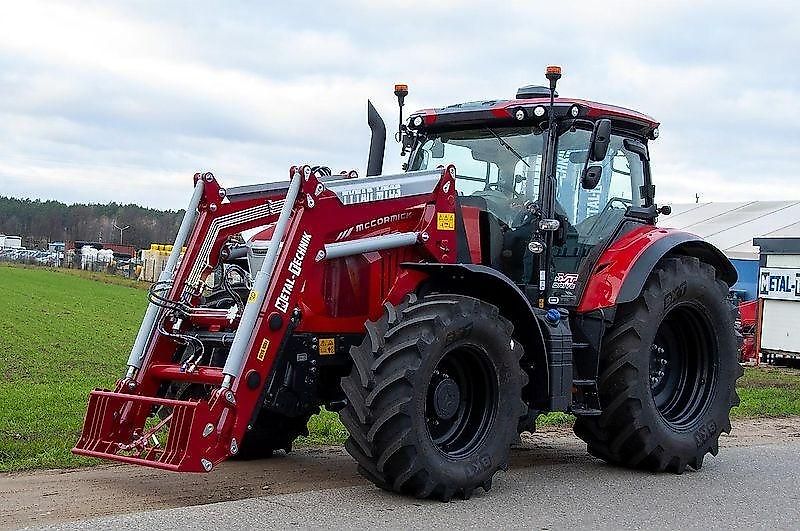 Metal-Technik Frontlader MT02 Fendt MF Valtra John Deere New Holland Case bzw.