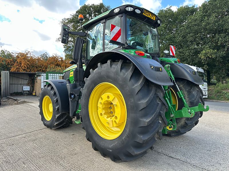 John Deere 6R250