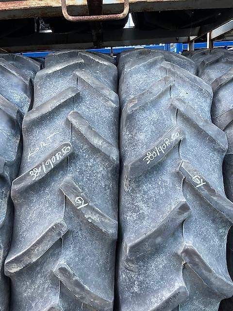 Goodyear 380/90R50 Goodyear DT800 gebruikt 35mm en set 30/20mm KW