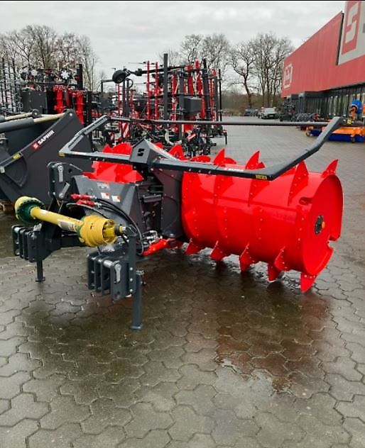 Saphir Silageverteiler SV 28