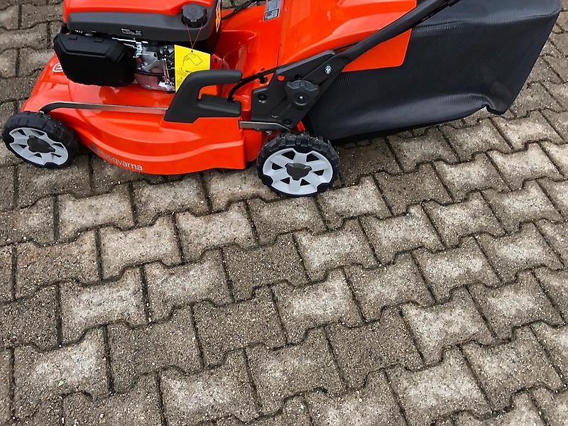 Husqvarna Benzinrasenmäher LC 353VE