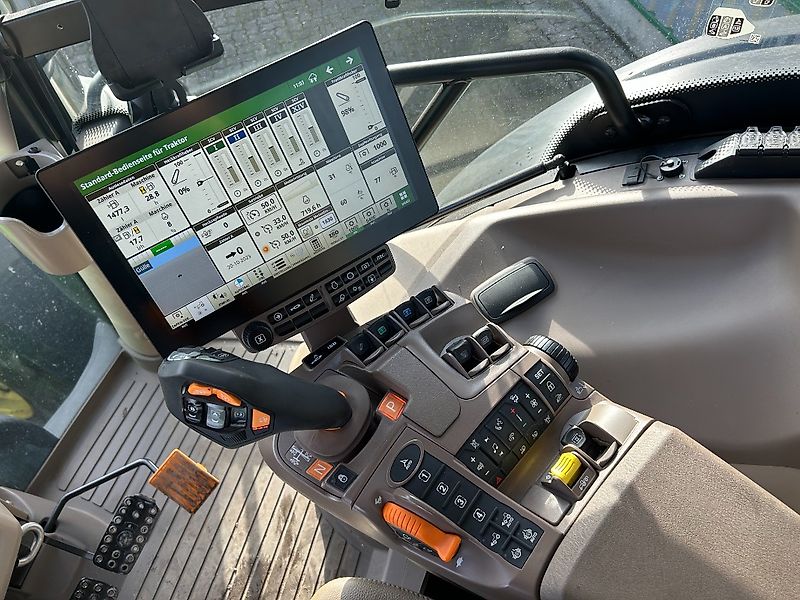 John Deere 6R 250 **MIETRÜCKLÄUFER**