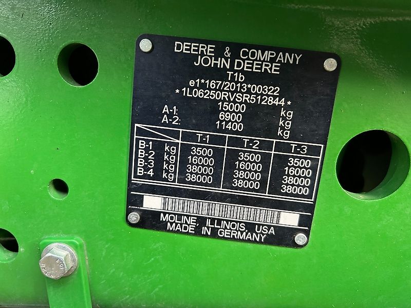 John Deere 6R 250 **MIETRÜCKLÄUFER**