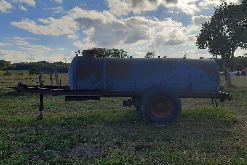 Wasserfass 3000L verzinkt