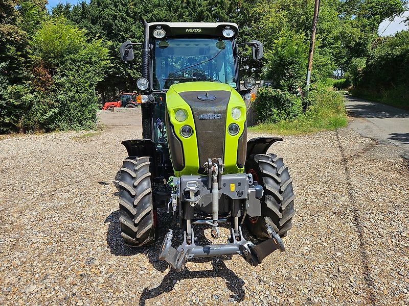 Claas Nexos 240F