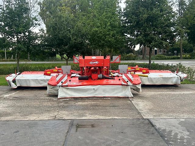 Kuhn FC 883 FF& Fc 313 F-FF Triple maaier