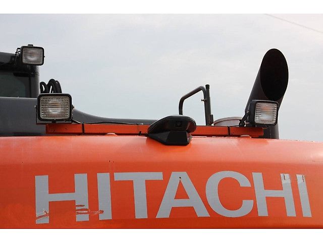 Hitachi ZX140W-5B