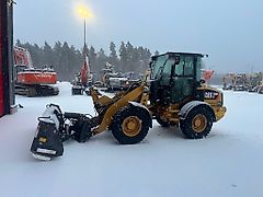 Caterpillar 908 / Zoom Aura, Rasvari