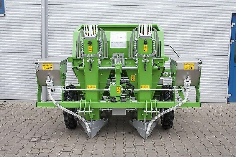 Bomet Kartoffelpflanzmaschine / Potato planter / Planteuse de pomme de terre / Piantapatate / Plantadora automática de patatas / Картофелесажалка / Sadzarka ziemniaków