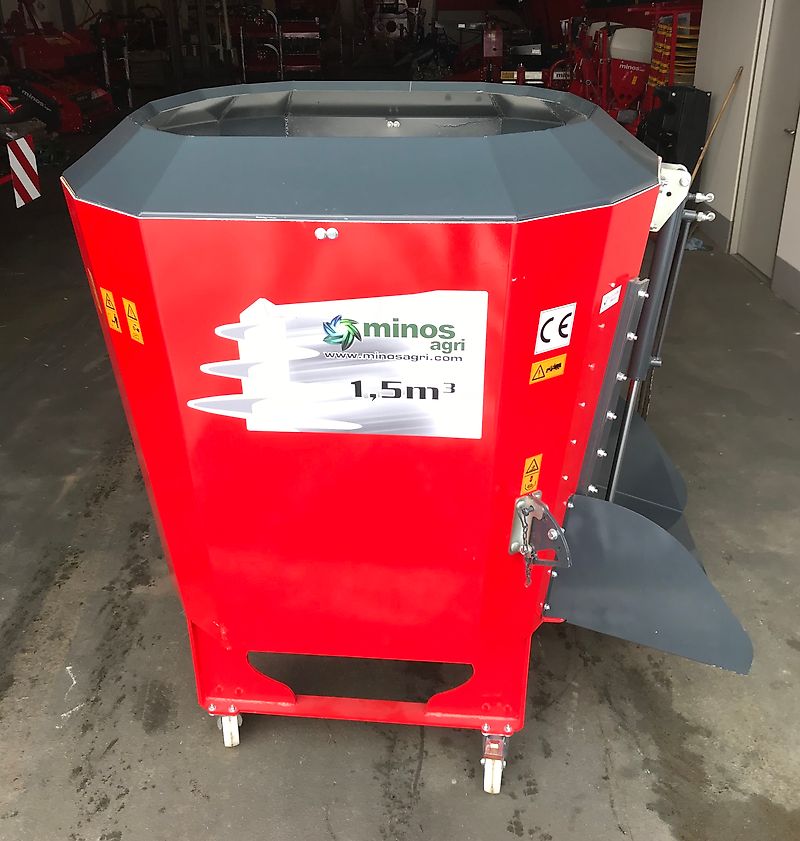 Minos Agri Futtermischwagen T-DYKM 1,5