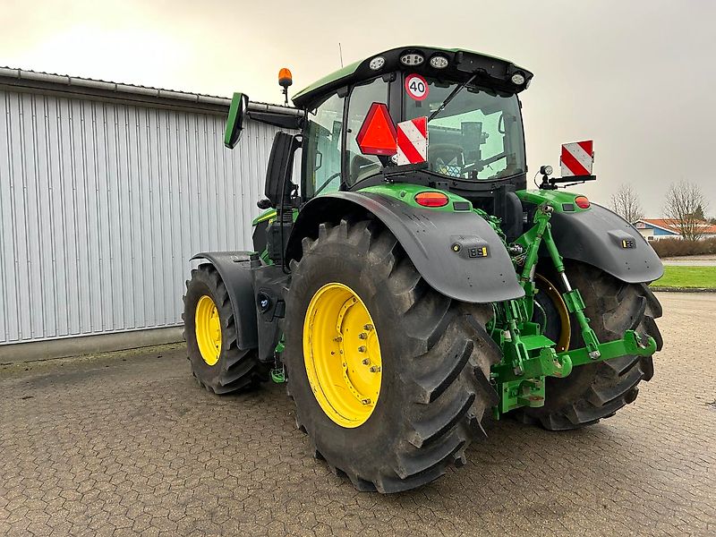 John Deere 6R 250