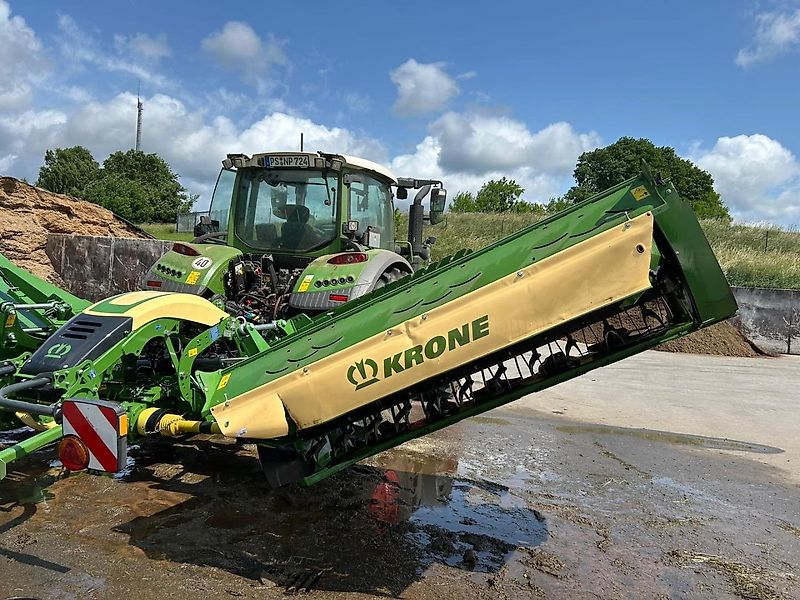 Krone Mähwerk/Mähkombi B880 CV und EasyCut F320 CV