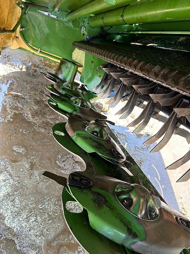Krone Mähwerk/Mähkombi B880 CV und EasyCut F320 CV