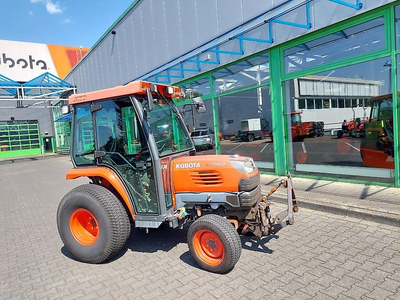 Kubota STV40