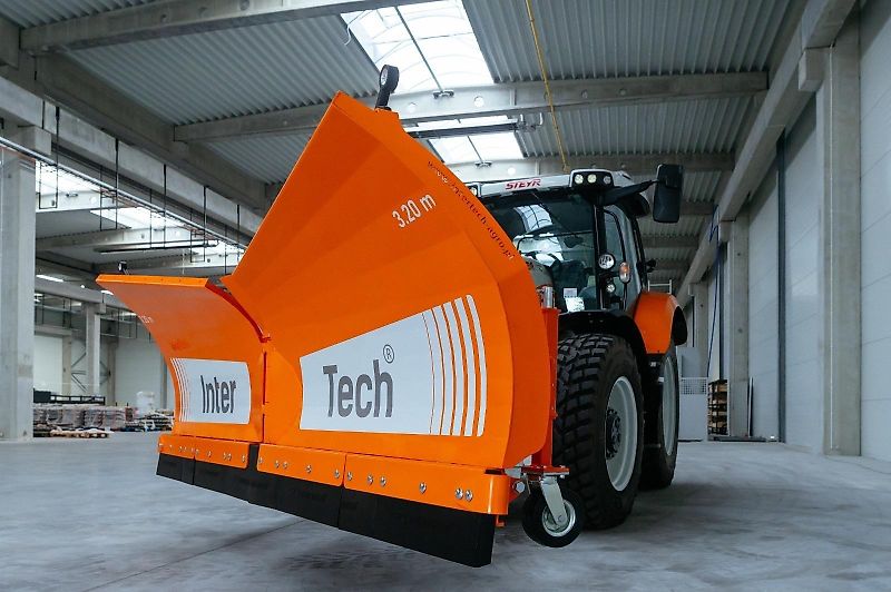INTER-TECH D&D Landtechnika Schneeschild Vario HD / Schneepflug / Schneeschiebeschild