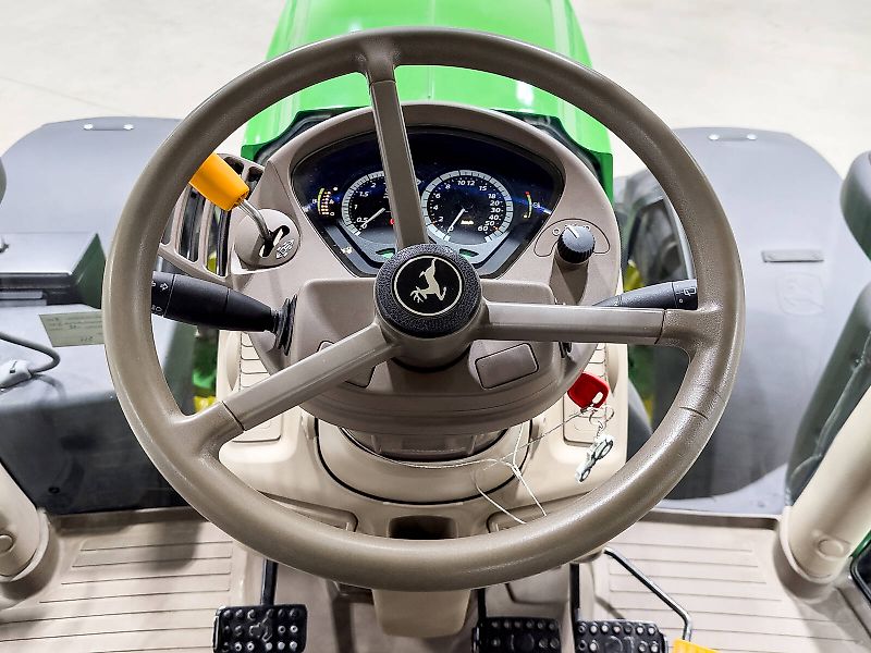 John Deere 6215R AutoPowr IVT 50 km/h, axle suspension, cab suspension, SF7500 AutoTrac, air brake, CommandPro