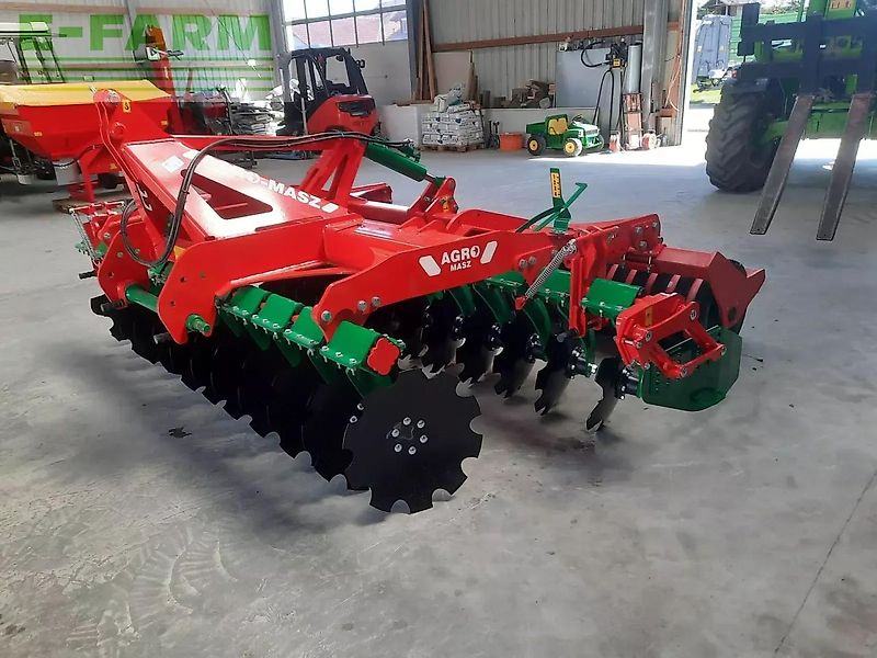 AGRO-MASZ trol 30