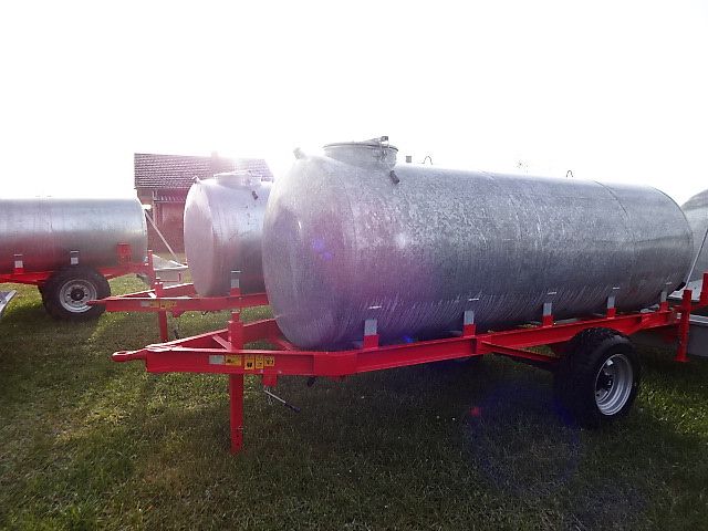 SVS- Wasserfaß 4000 Liter NEU mit Tränkebecken 4000 L- mit Tränkebecken - verzinkt