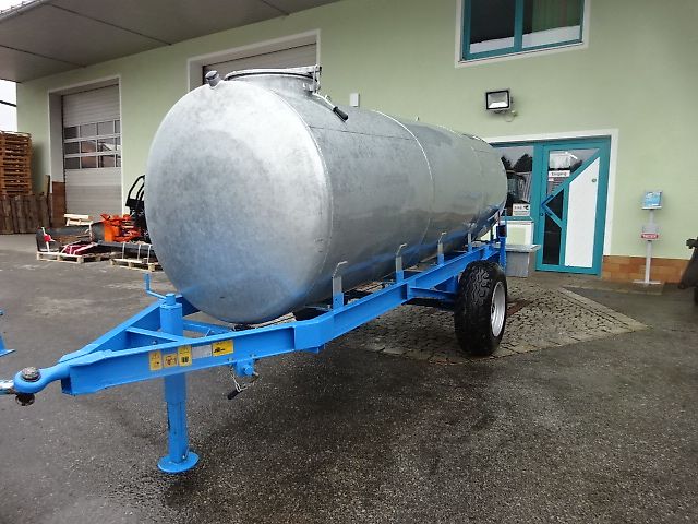 SVS- Wasserfaß 4000 Liter NEU mit Tränkebecken 4000 L- mit Tränkebecken - verzinkt