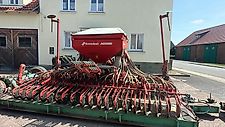 Kuhn 4,50m Kreiselegge mit Accord DA-S Rollscharmaschine und Tieflader, Zustand s. Fotos
