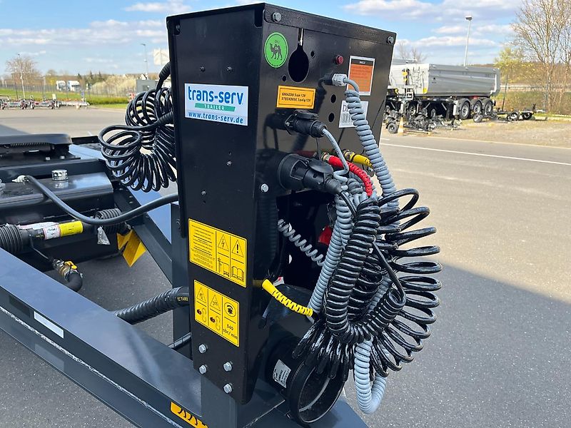 WIELTON PRD-1 mit Hydraulik 40 km/h