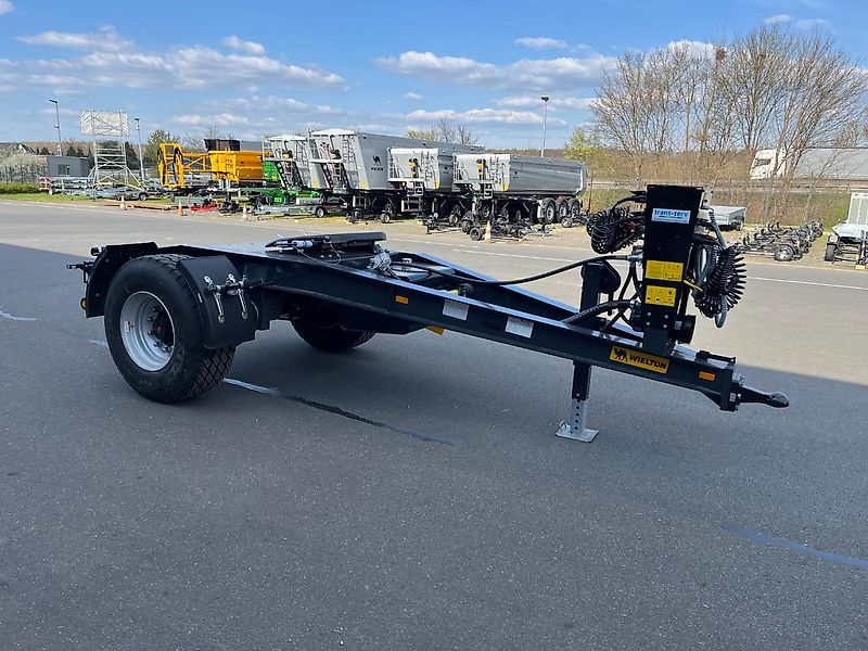 WIELTON PRD-1 mit Hydraulik 40 km/h