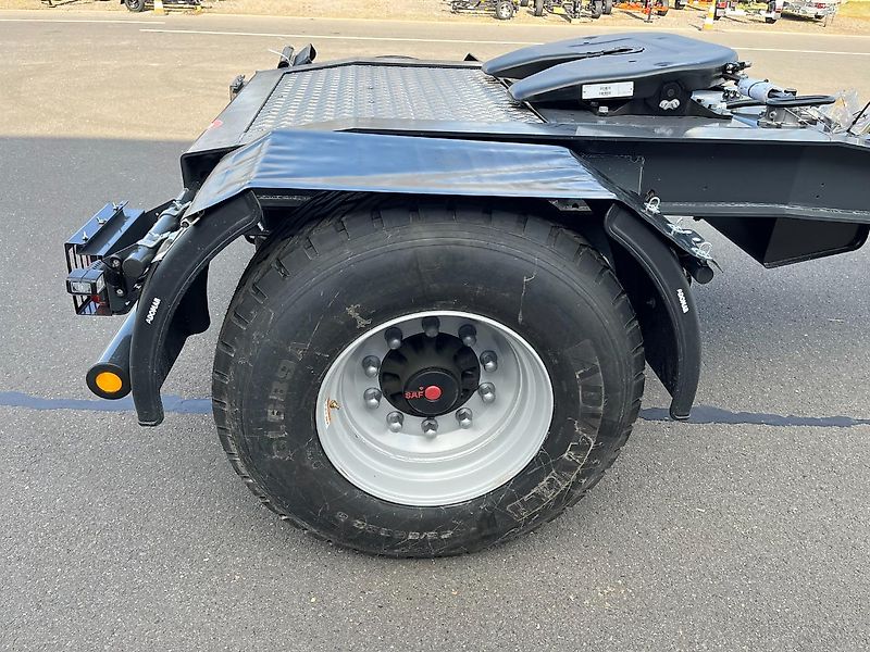 WIELTON PRD-1 mit Hydraulik 40 km/h