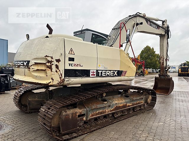 Terex TC225LC