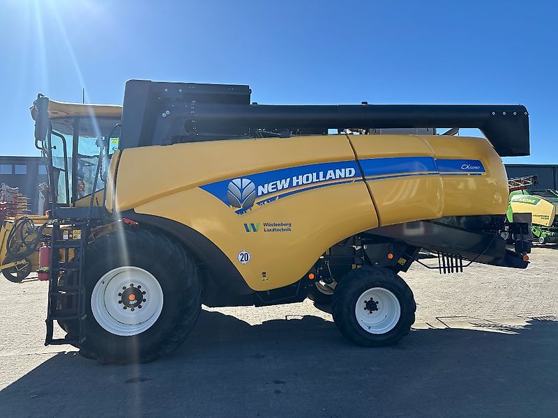 New Holland CX 6090 # 7,50m VariFeed