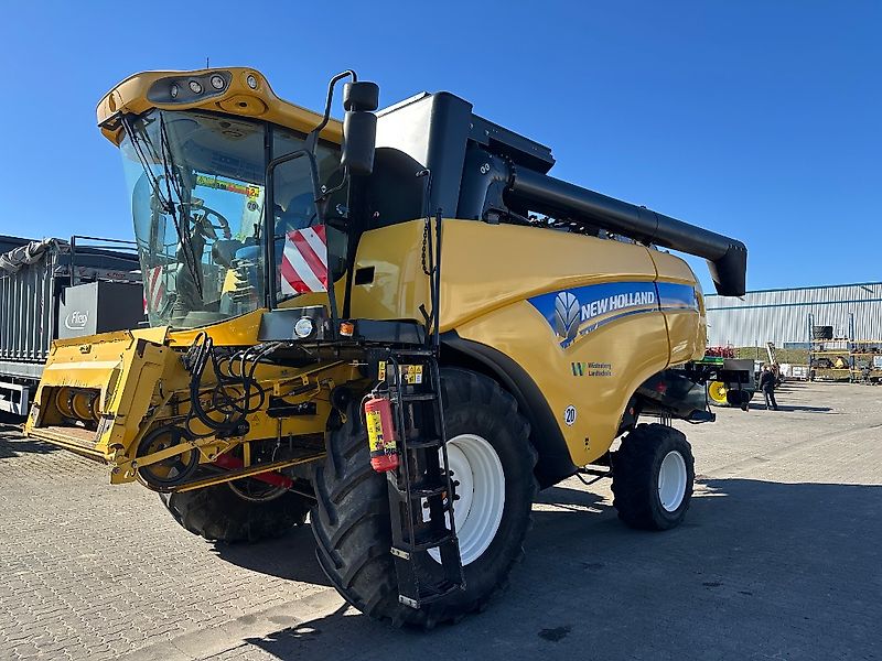New Holland CX 6090 # 7,50m VariFeed