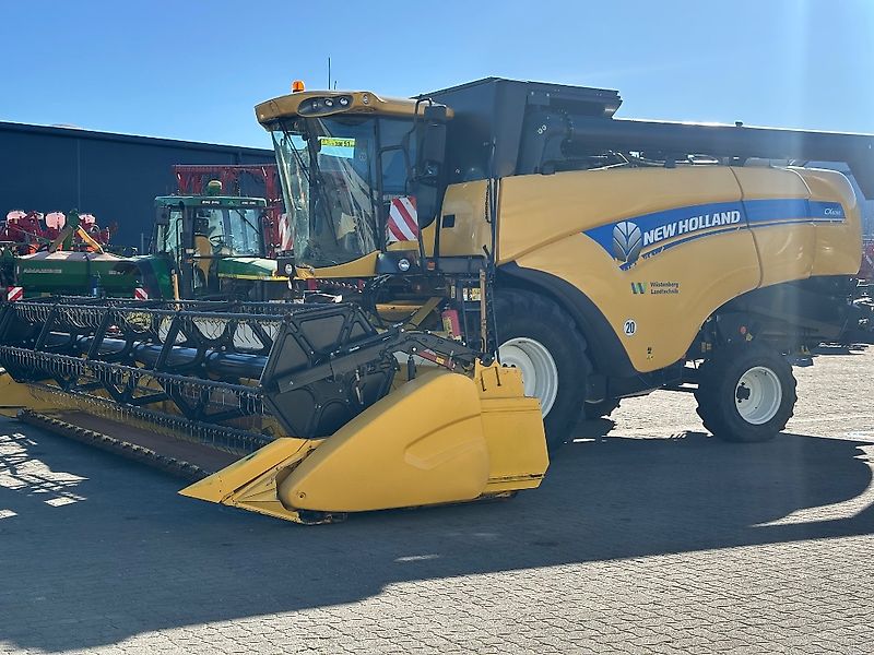 New Holland CX 6090 # 7,50m VariFeed