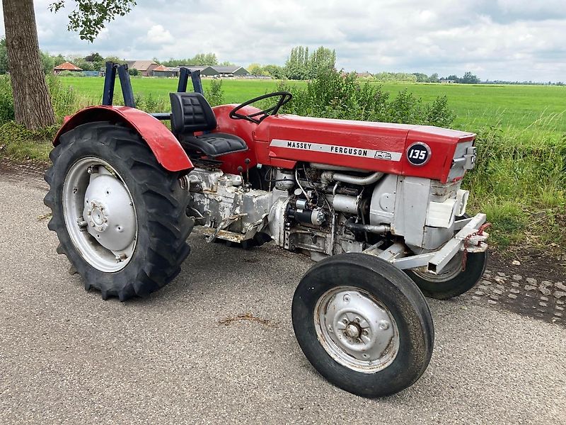 Massey Ferguson 130