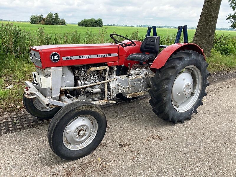 Massey Ferguson 130