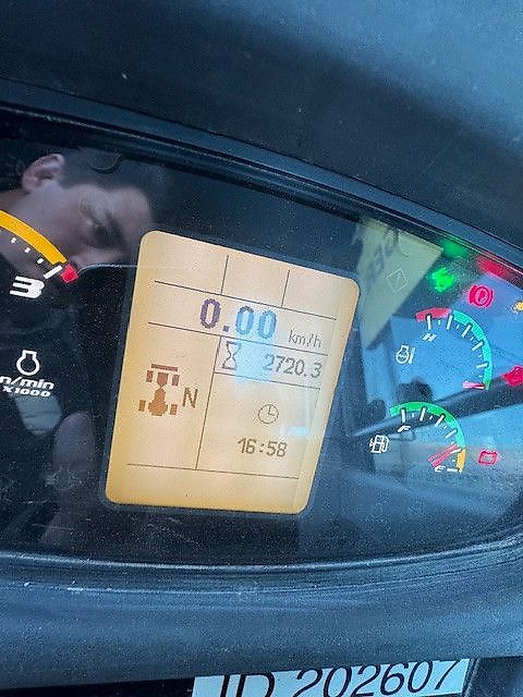 Case 121F Radlader Allrad Baumaschine NEUWERTIG