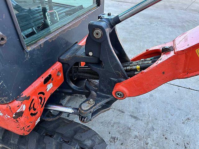 Kubota KX016-4