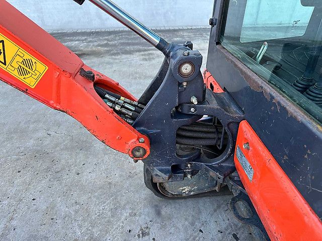 Kubota KX016-4