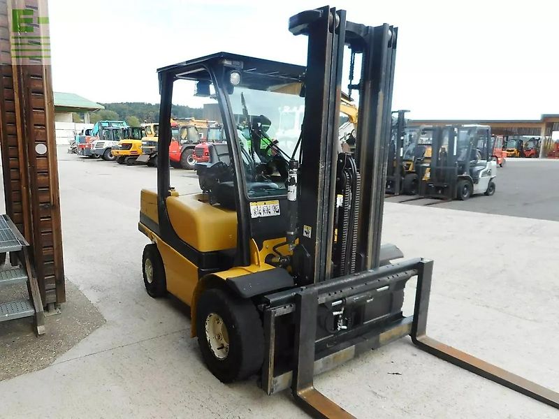 Yale gdp35vx triplex 4,9m + ss + zwillingsreifen