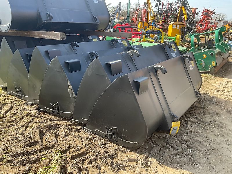 Rhino X BUCKETS - 7FT.6INS