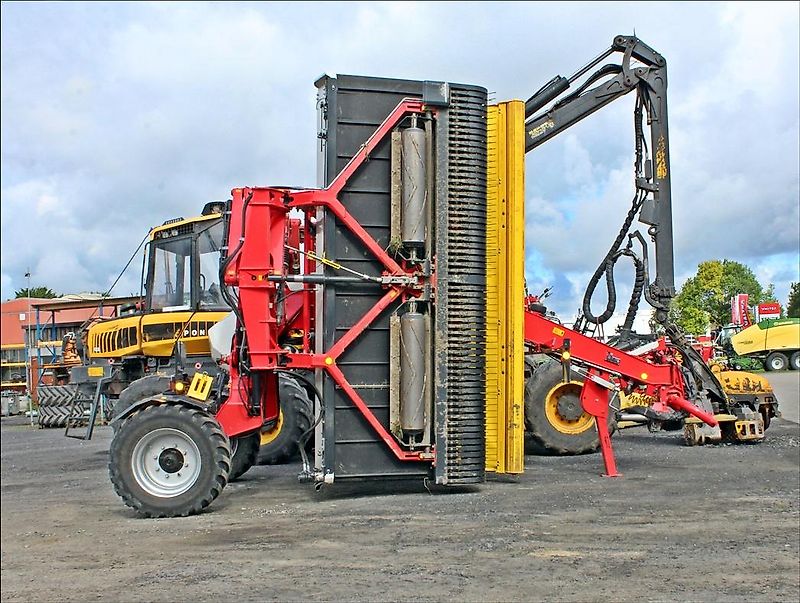 Pöttinger Mergento VT 9220 Bandschwader