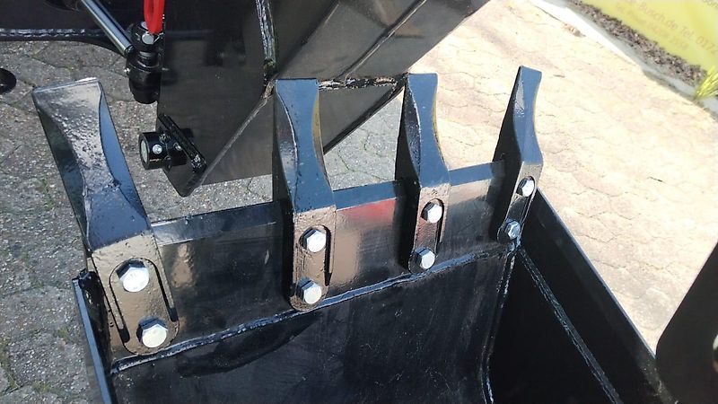 Atlas Anbaubagger System Atlas Schlepperanbau in Dreipunkt mit seperatem Sitzplatz für optimalen Blick auf den Grabenlöffel Schwenkung rechts/links siehe auch Video in dieser Anzeige