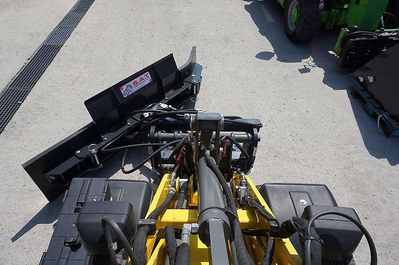 SAT Gummischieber-Hoflader-Frontlader-Radlader-NEU