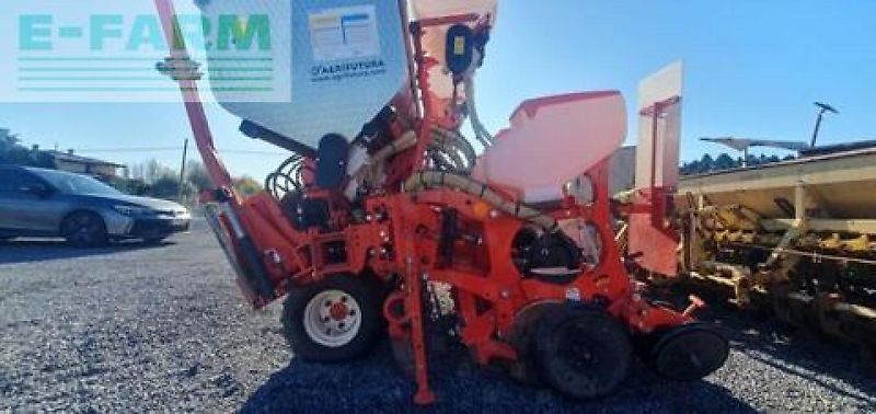 Gehl monica 6 file con spandiconcime