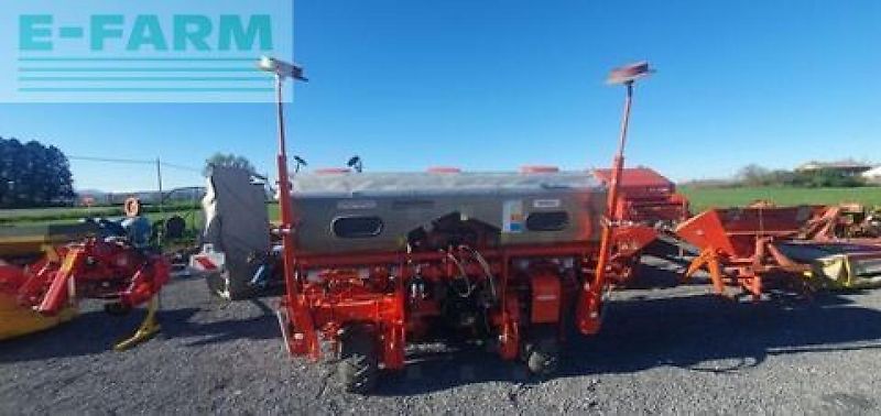 Gehl monica 6 file con spandiconcime