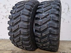 Goodyear 405/70R18 Goodyear Powerload 141B demontage DOT3623 op wiel 221-275-8 ET+70 zilver