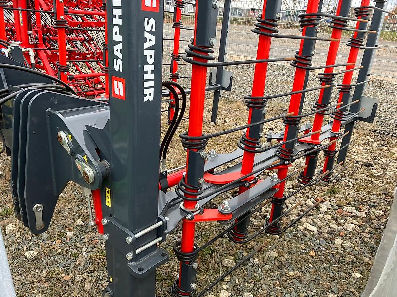 Saphir Strohstriegel Clearstar 485